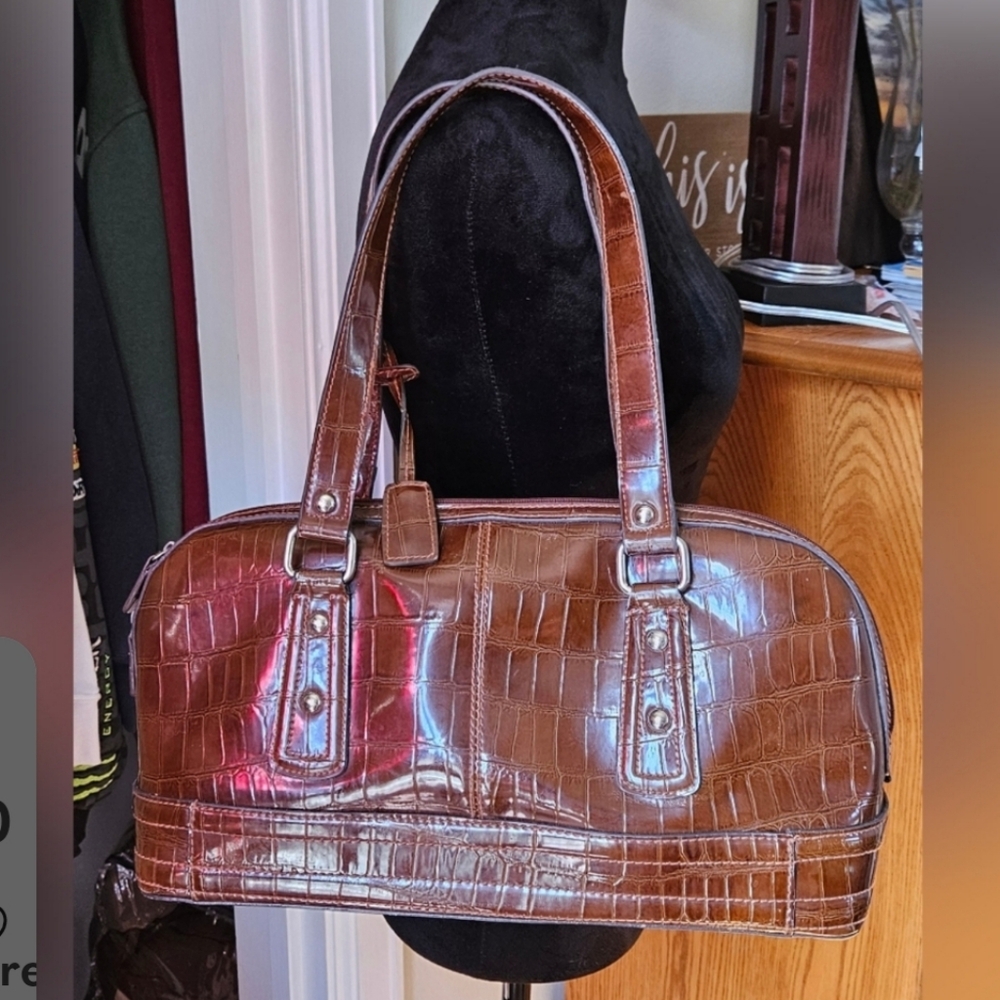 Liz claiborne crazy horse hand bag  bundle of 2 GUC - Picture 5 of 16